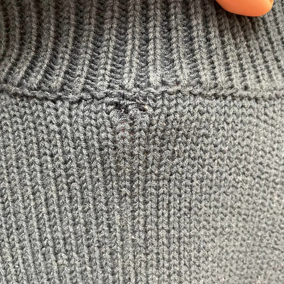 SOLD 90s Vintage Cotton Classic American Flag Mock Turtleneck Cropped Sweater - Picture 9 of 9